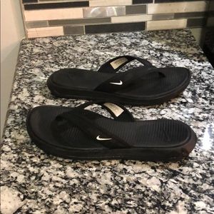 Women Nike flip-flops